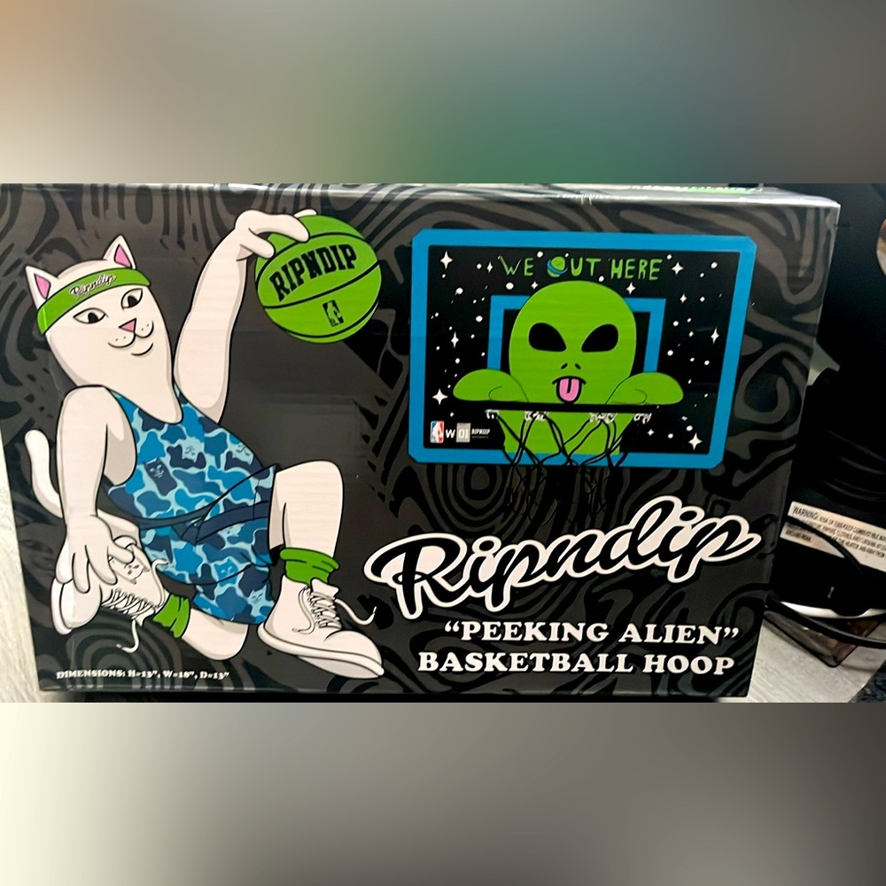 Ripndip Peeking Alien Basketball Hoop - Black, Green, Blue